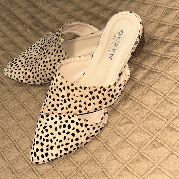 Shoes - Picture 2 of 2